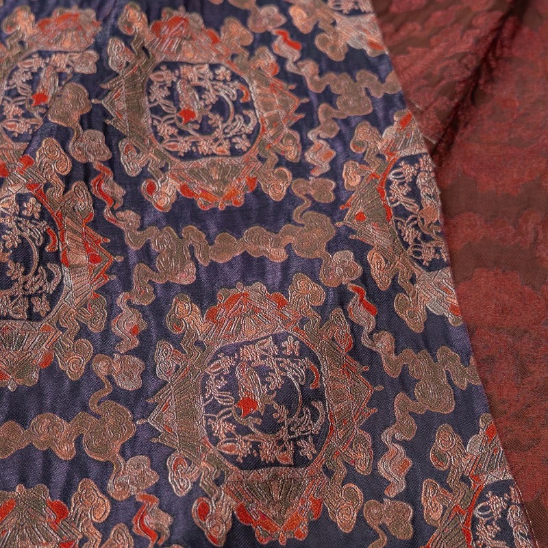 Фиолетово-красная вискозная тк – обзор и цена Sewing Vest