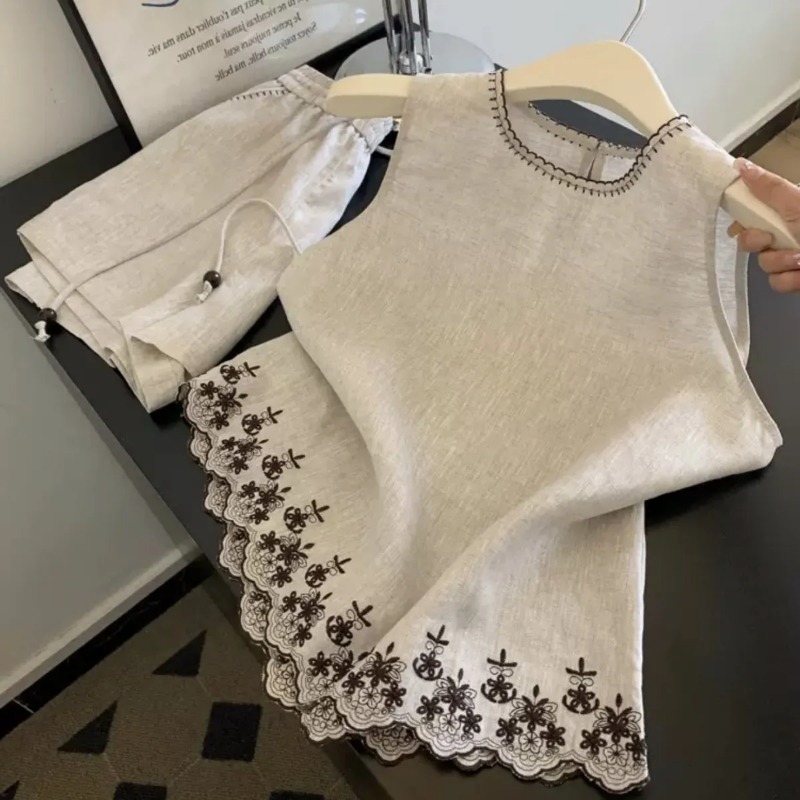 Простой стиль Old Money из хло – обзор и цена Sewing Vest