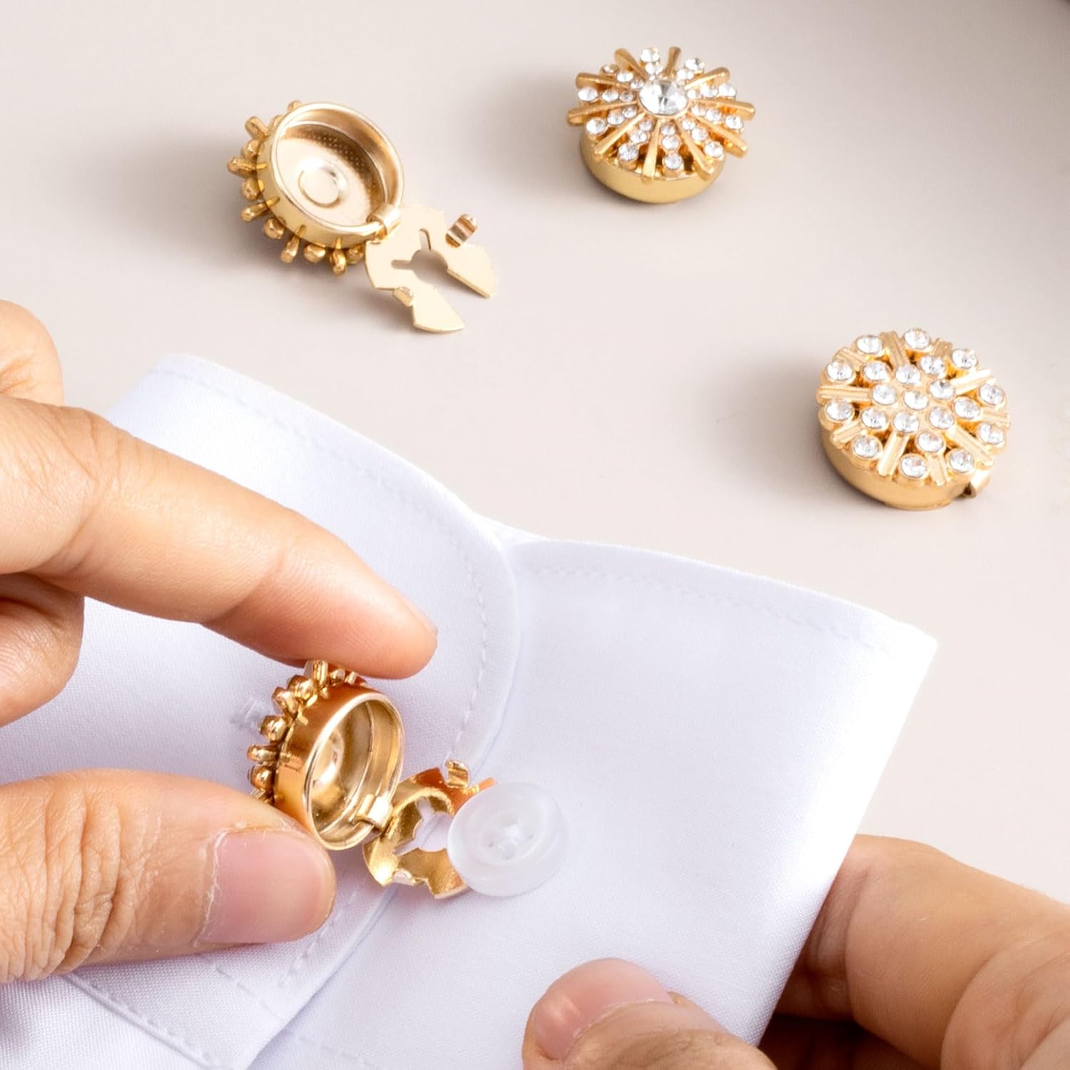 Кнопки-клипсы со стразами, съе – обзор и цена Button Hole Cutter